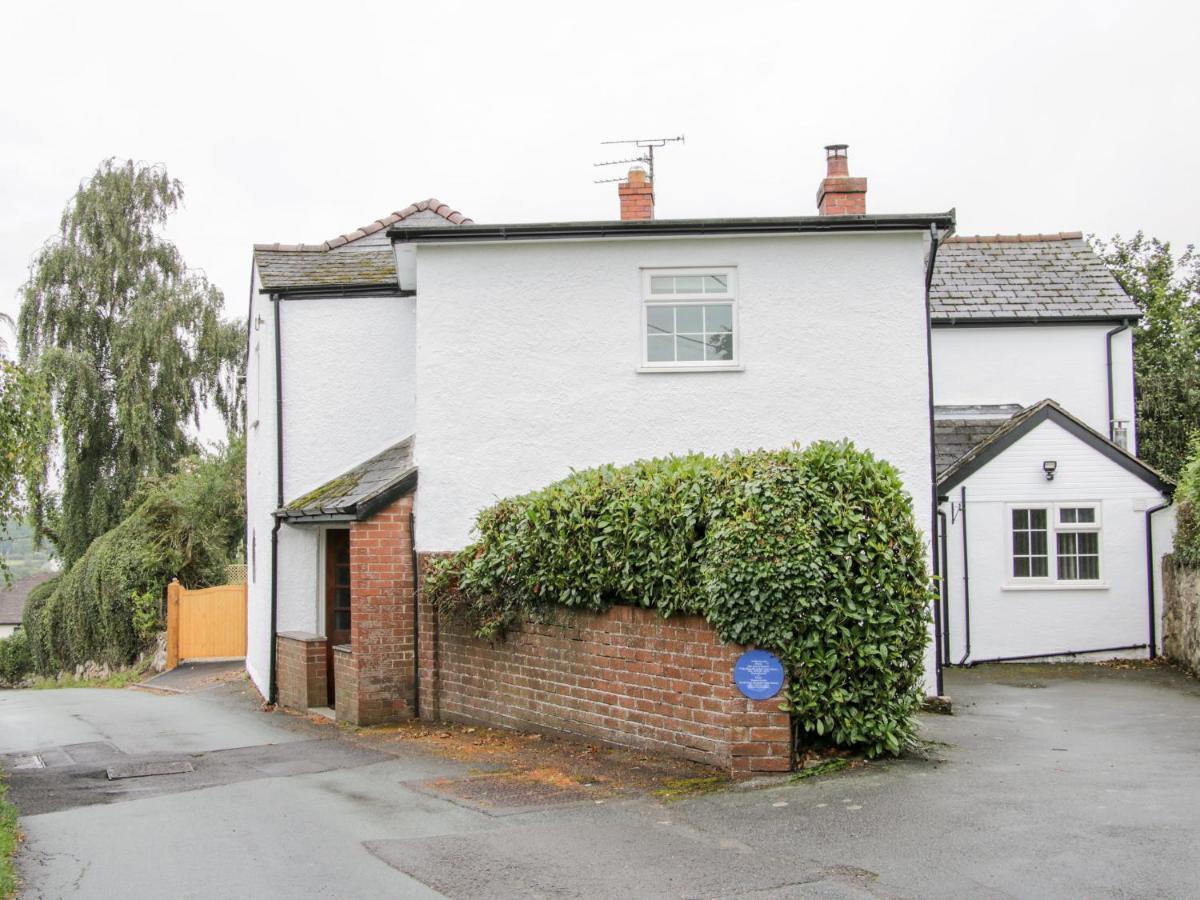 Villa Bryn Celyn Oswestry Exterior foto
